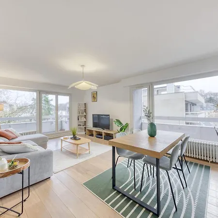 Grand Spacieux - Proche Paris Sevres