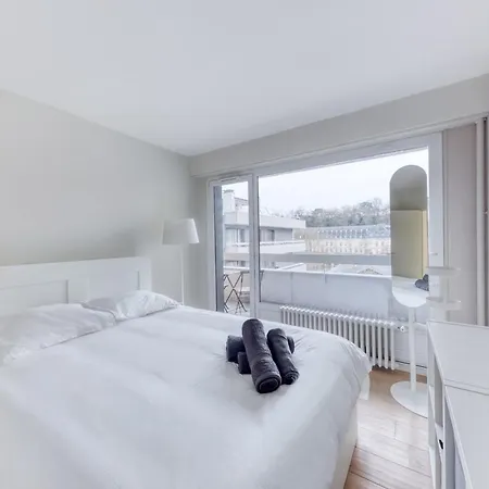 Grand Spacieux - Proche Paris Apartment *