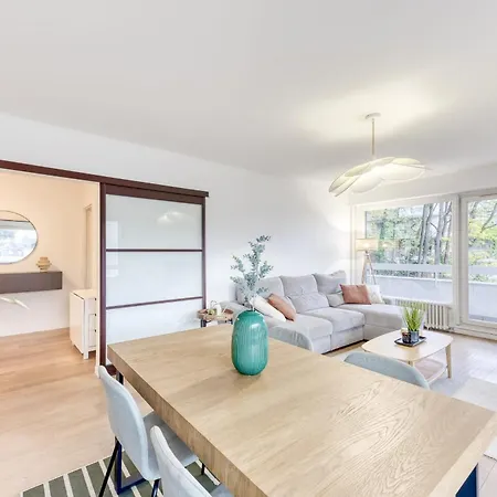 Grand Spacieux - Proche Paris Sevres
